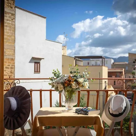 Sunshine Apartments Trappeto  Exterior foto