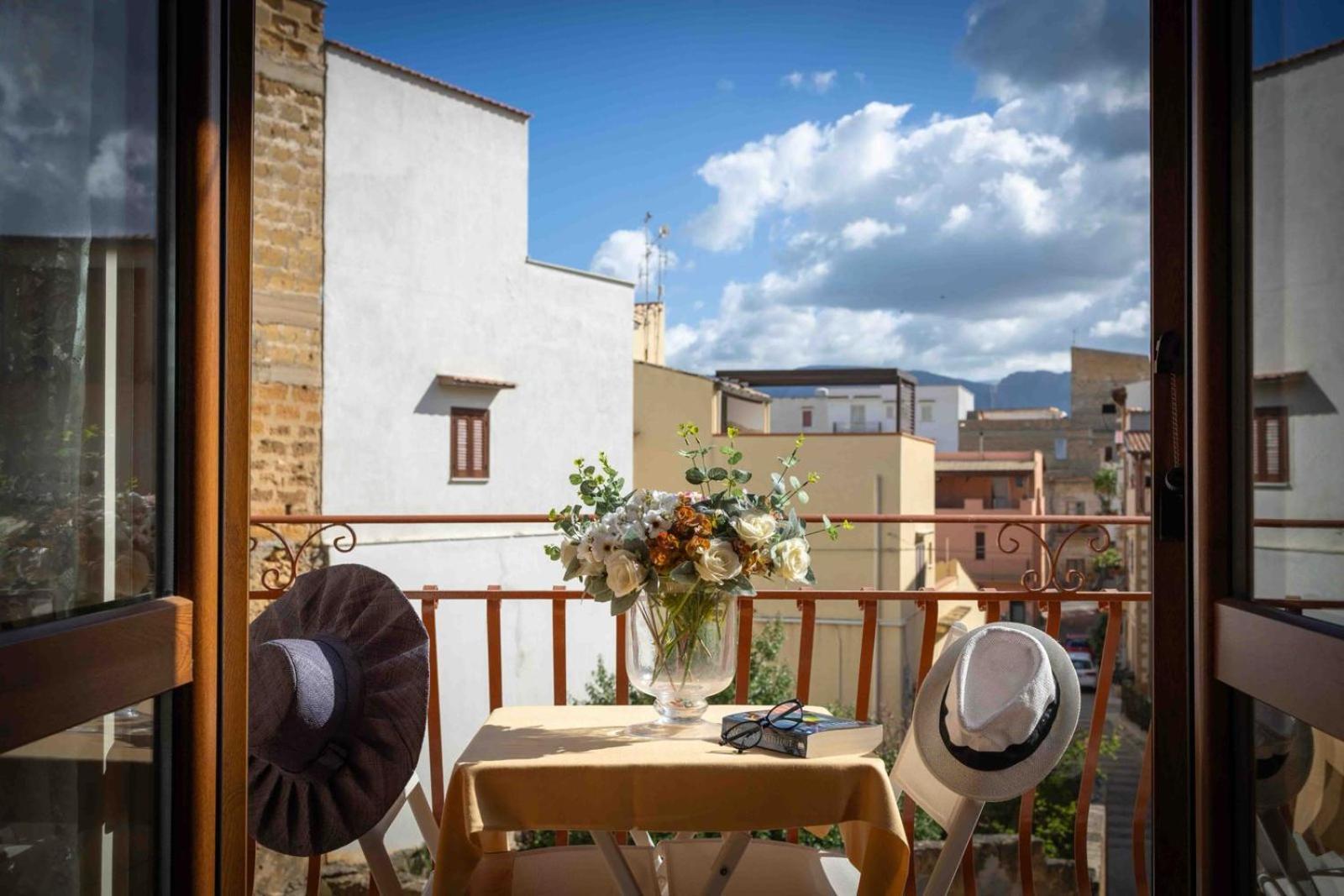 Sunshine Apartment
