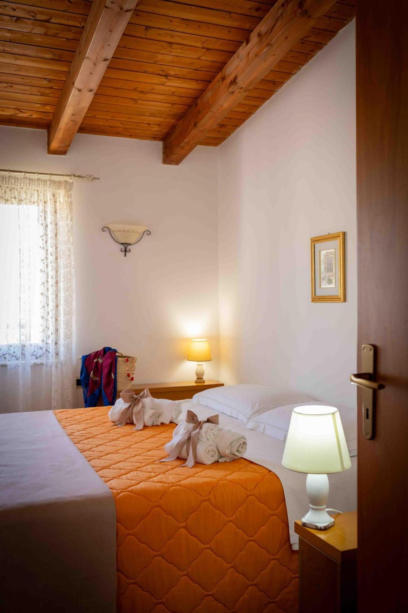 Sunshine Apartment